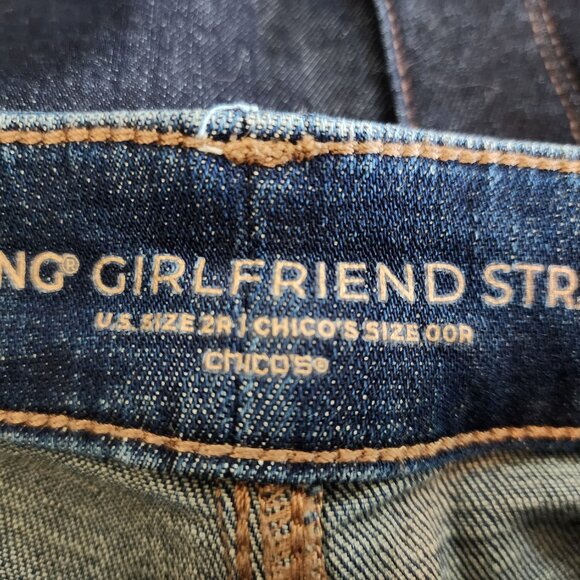 Chico's So Slimming Girlfriend Straight Leg Jeans, Chico's size 00, Like New - Picture 7 of 8